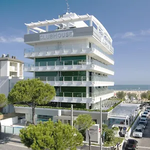 Club House Отель