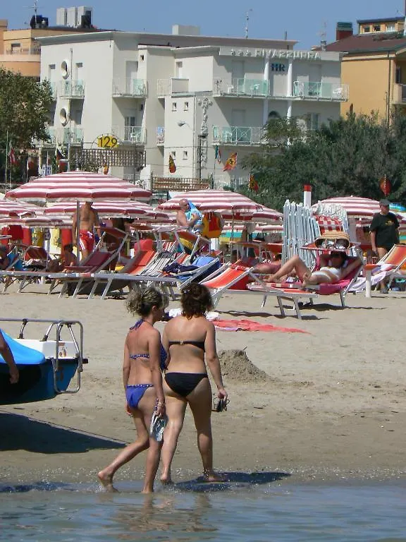 Hotel Rivazzurra Римини